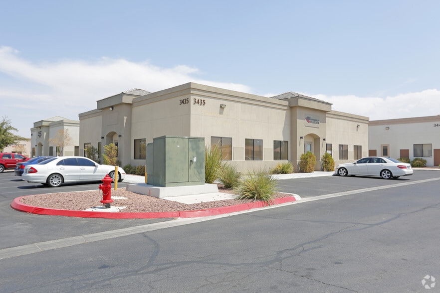 3435 W Craig Rd, North Las Vegas, NV for lease - Primary Photo - Image 1 of 15