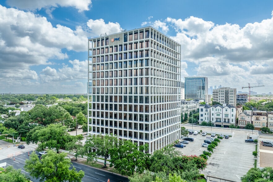 2001 Kirby Dr, Houston, TX à louer - Photo principale - Image 1 de 24