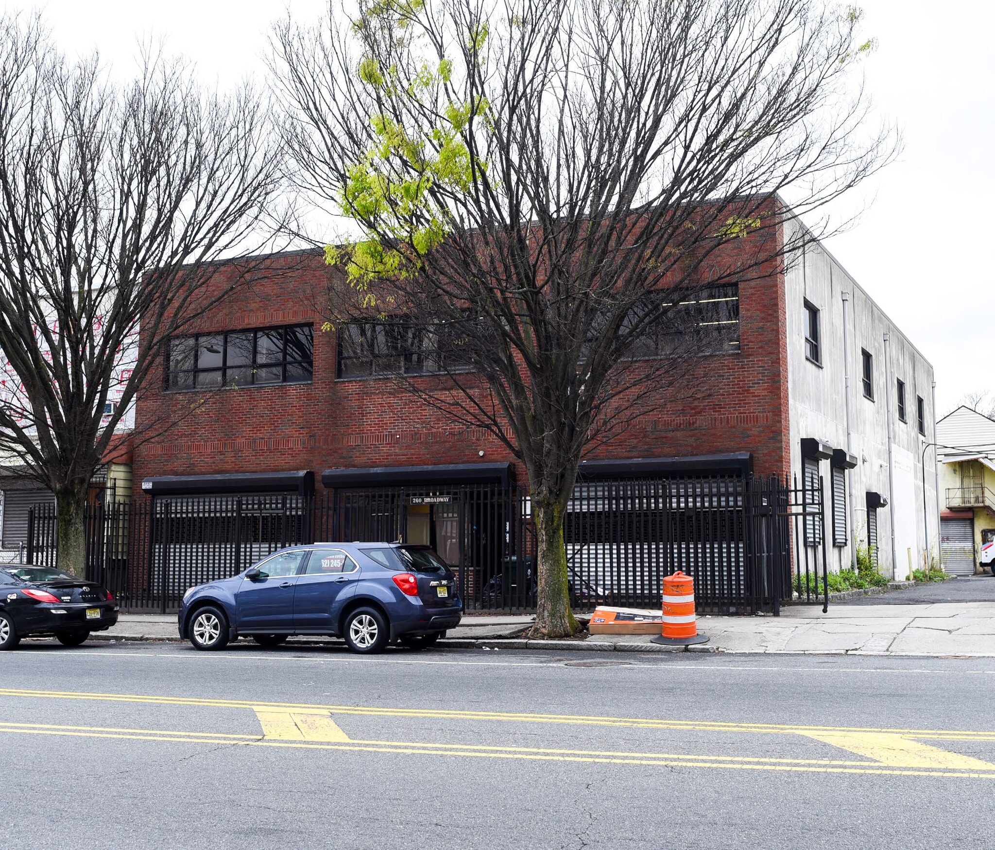 260 Broadway, Newark, NJ for lease Primary Photo- Image 1 of 6