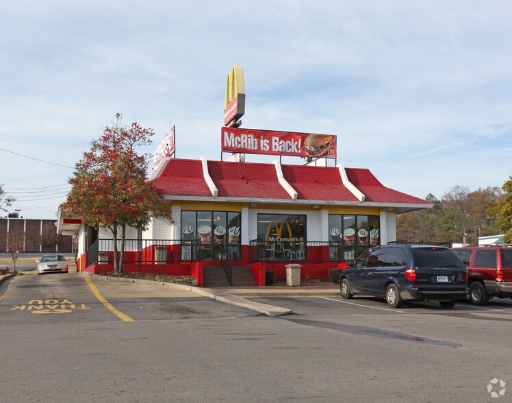 11 Phillips Dr, Birmingham, AL for sale - Primary Photo - Image 1 of 3