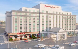 Plus de détails pour 5204 Old Orchard Rd, Skokie, IL - Commerce de détail à vendre