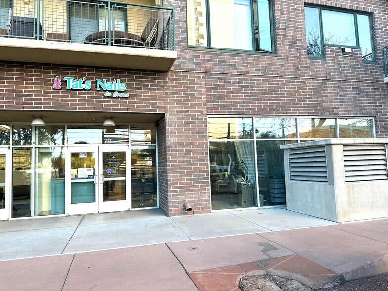 2302 N Central Ave, Phoenix, AZ à vendre - Photo du bâtiment - Image 2 de 9
