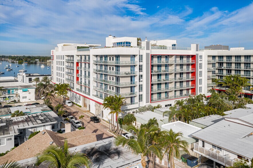777 N Ocean Dr, Hollywood, FL à vendre - Photo du bâtiment - Image 2 de 15