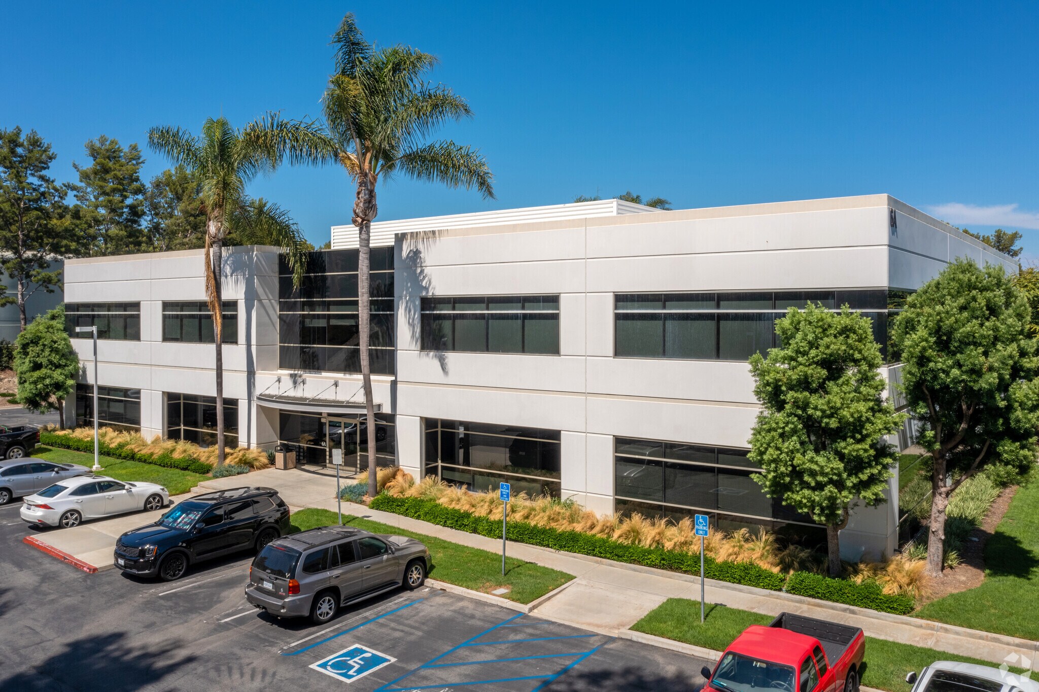 6A Liberty, Aliso Viejo, CA à vendre Photo du bâtiment- Image 1 de 18