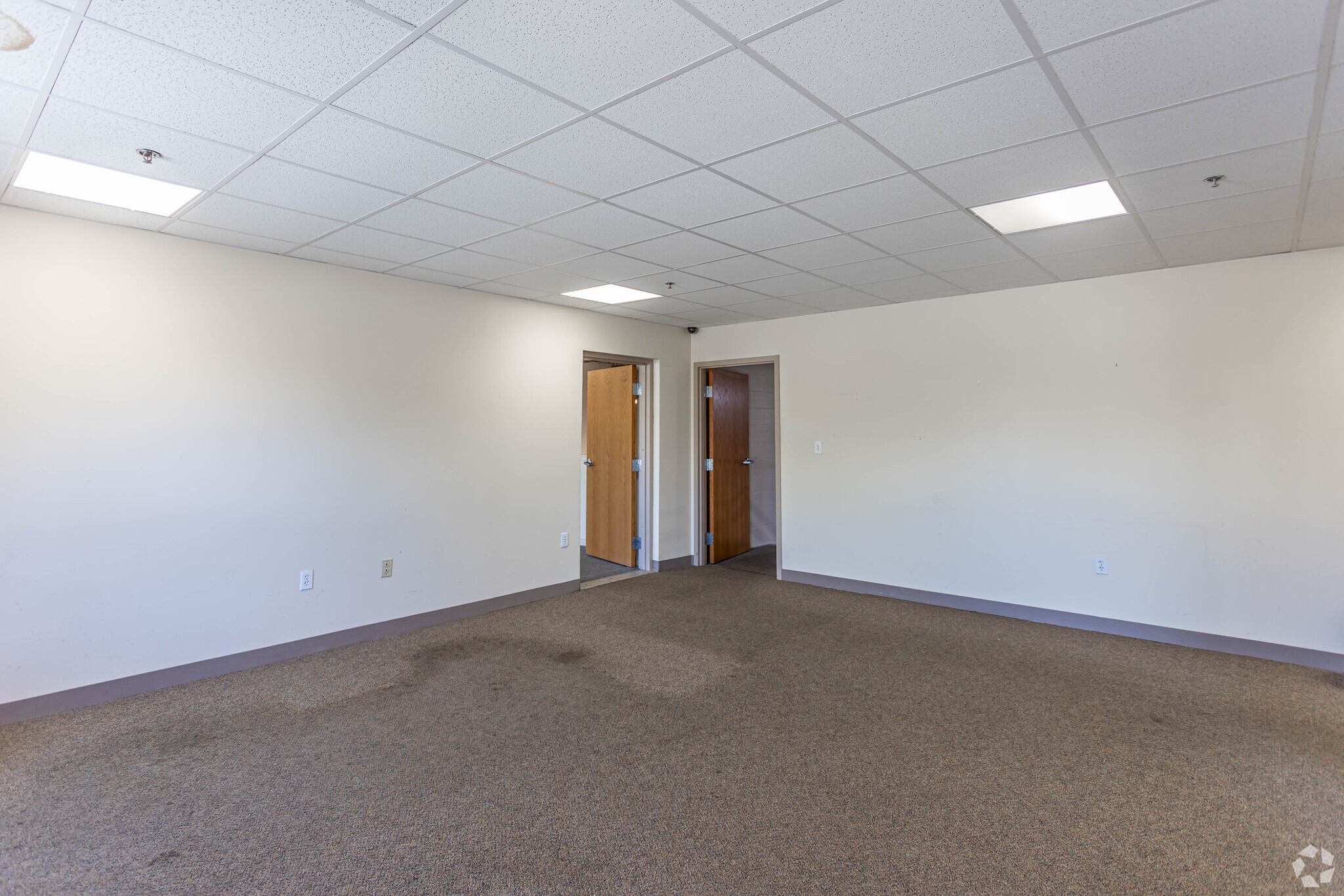 15 Great Republic Dr, Gloucester, MA for lease Interior Photo- Image 1 of 7