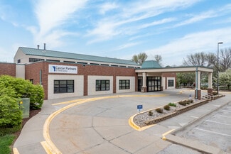 Plus de détails pour 201 S 68th St Pl, Lincoln, NE - Bureau à vendre