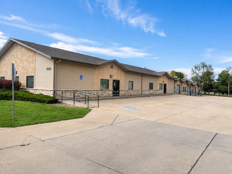 7505 E Harvard Ave, Denver, CO à vendre - Photo du bâtiment - Image 3 de 26
