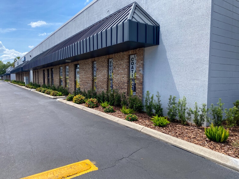 5151 Sunbeam Rd, Jacksonville, FL for lease - Building Photo - Image 2 of 5