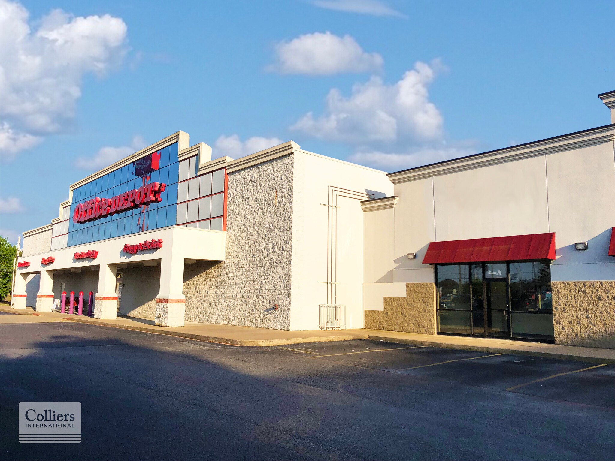 4608 W Walnut St, Rogers, AR for lease Building Photo- Image 1 of 5