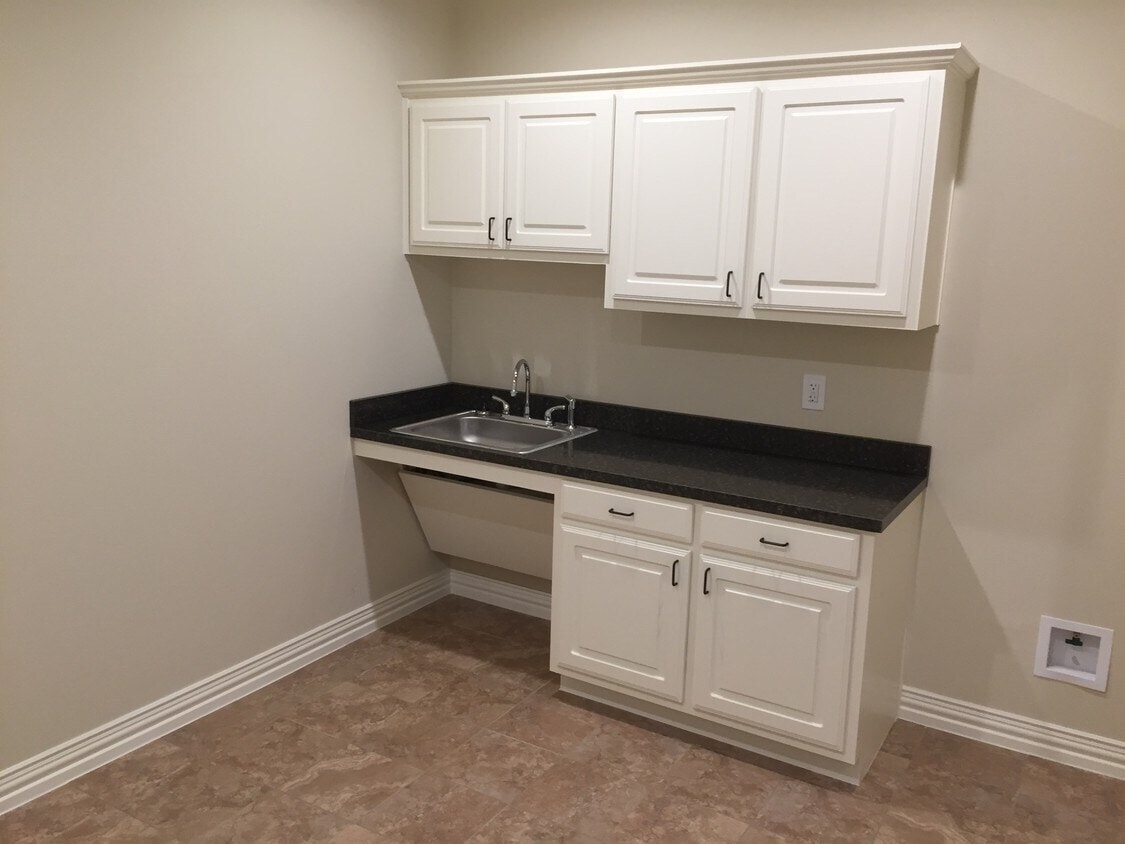 8668 John Hickman Pky, Frisco, TX 75034 - Unit 604 - - Interior Photo - Image 1 of 5