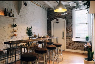 235 Walker St, Atlanta, GA à louer Photo intérieure- Image 1 de 2