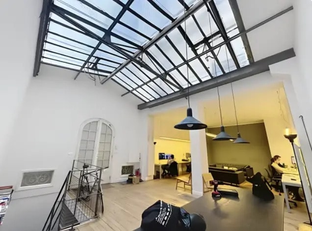 Multifamily in Paris for sale Building Photo- Image 1 of 14