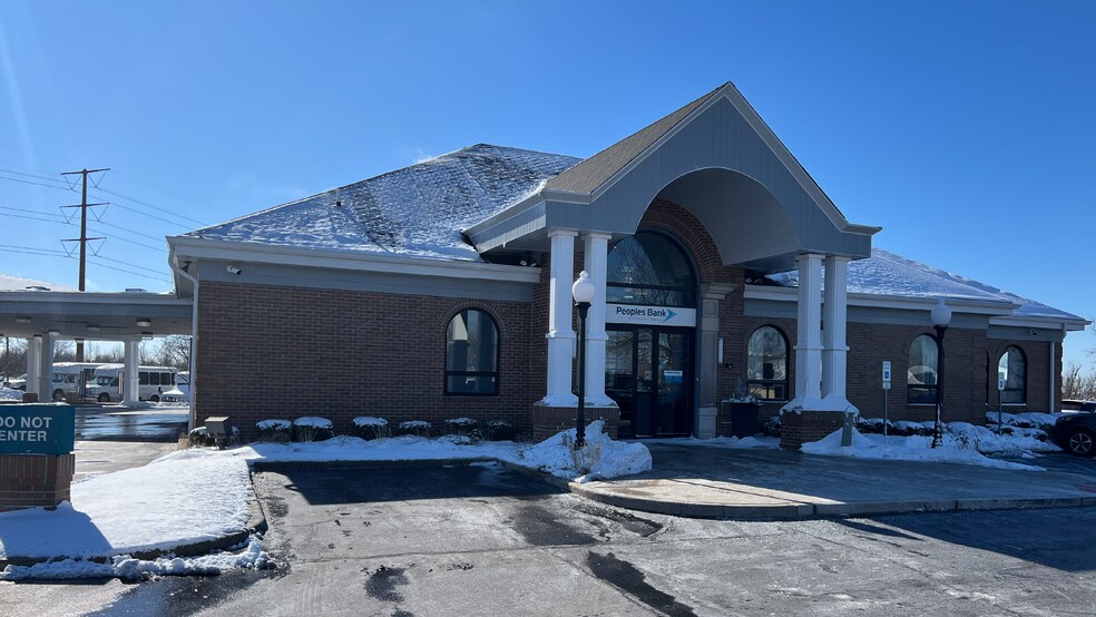 8600 Broadway, Merrillville, IN for sale - Building Photo - Image 2 of 6