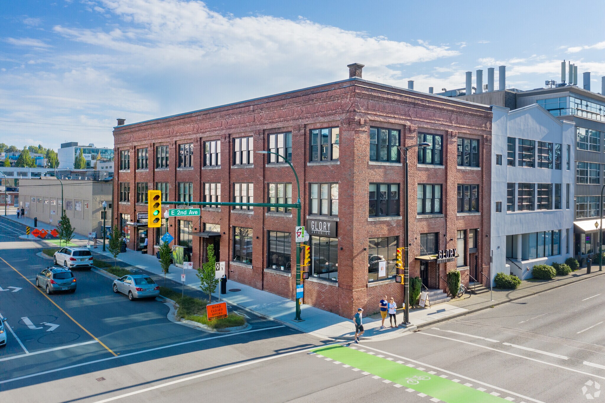 70-78 2nd Ave E, Vancouver, BC à louer Photo principale- Image 1 de 10