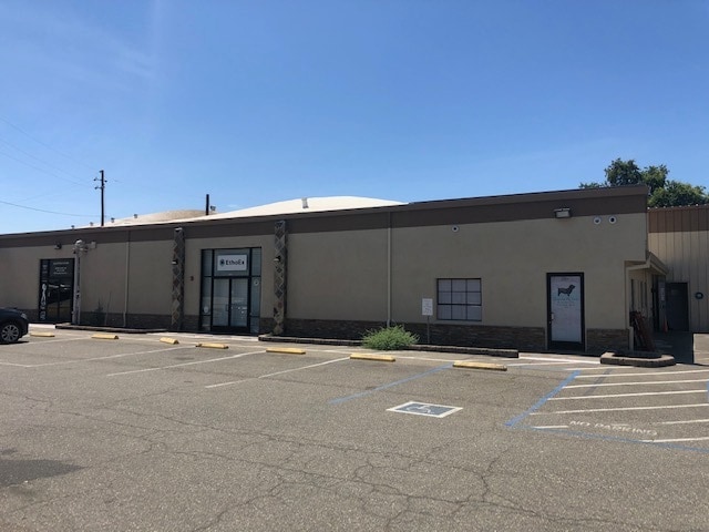 110 Flocchini Cir, Lincoln, CA for lease - Building Photo - Image 3 of 5