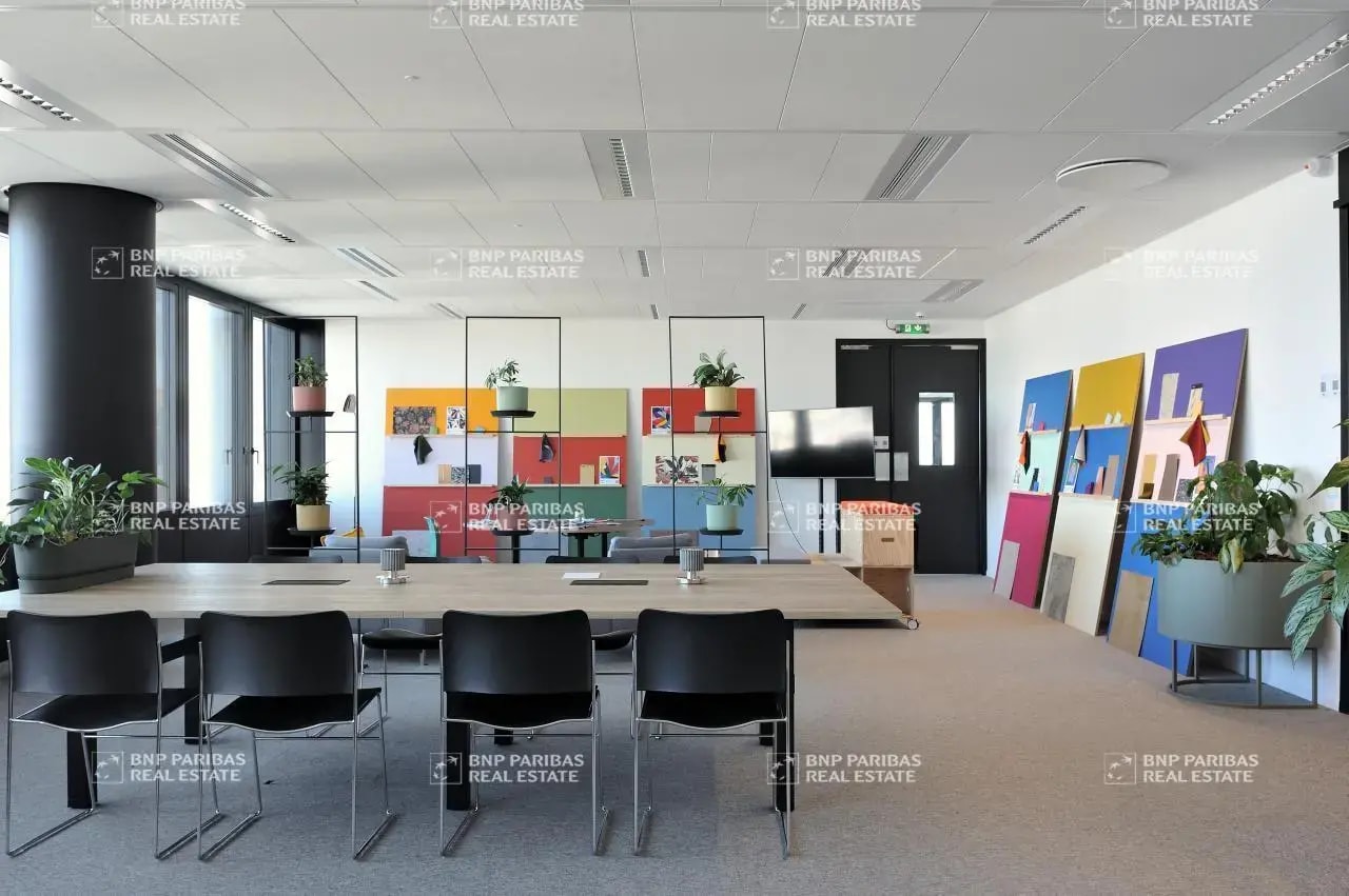 Office in Lyon for lease Interior Photo- Image 1 of 41