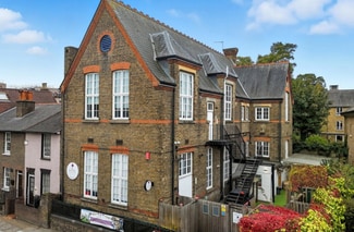 Plus de détails pour 34 Half Acre, Brentford - Commerce de détail à vendre