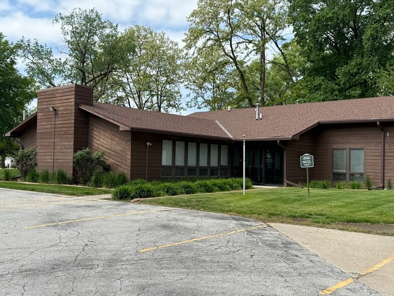1801 Fuller Rd, West Des Moines, IA for sale - Building Photo - Image 3 of 23