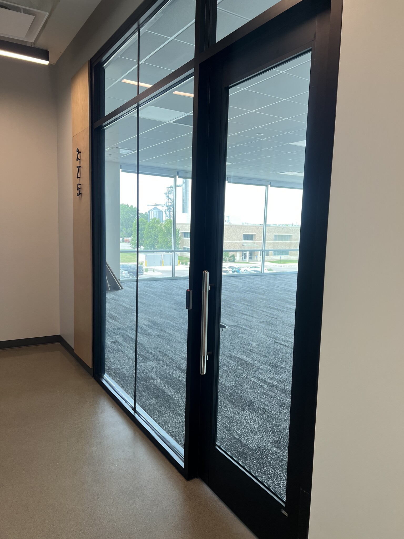 1960 Kimball Ave, Manhattan, KS for lease Interior Photo- Image 1 of 2