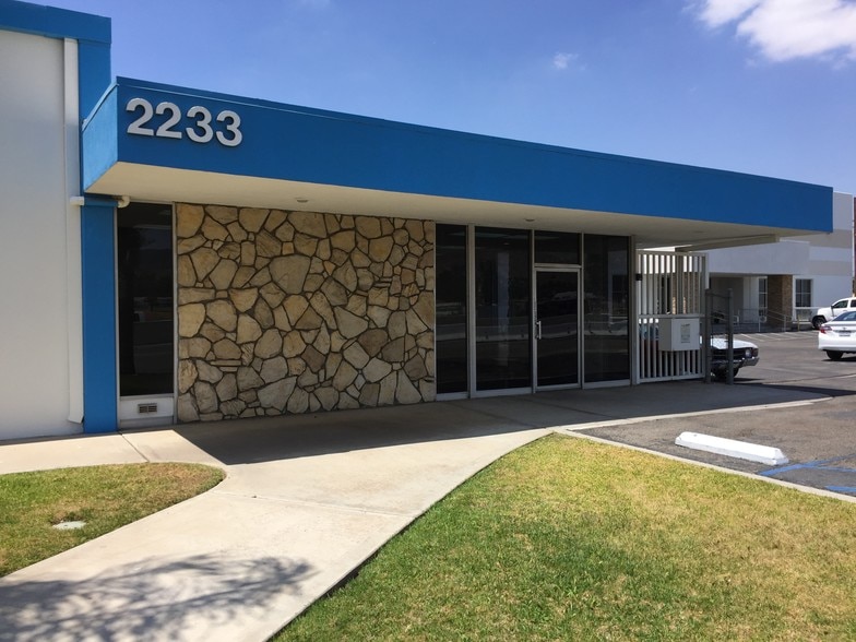 2233 La Crosse Ave, Colton, CA for lease - Primary Photo - Image 1 of 4