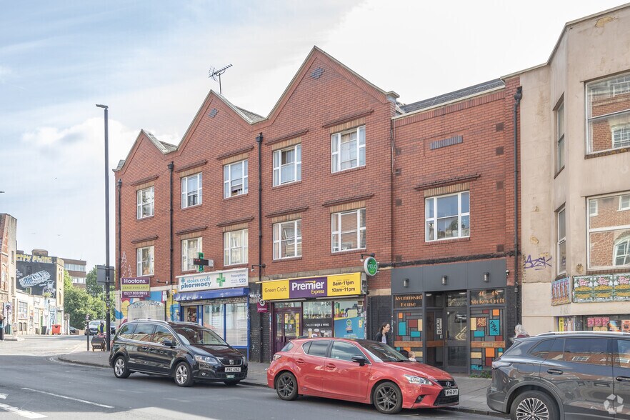 40-48 Stokes Crof, Bristol à vendre - Photo du bâtiment - Image 3 de 3