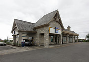 1520 Major Mackenzie Dr, Vaughan ON - Drive Through Restaurant