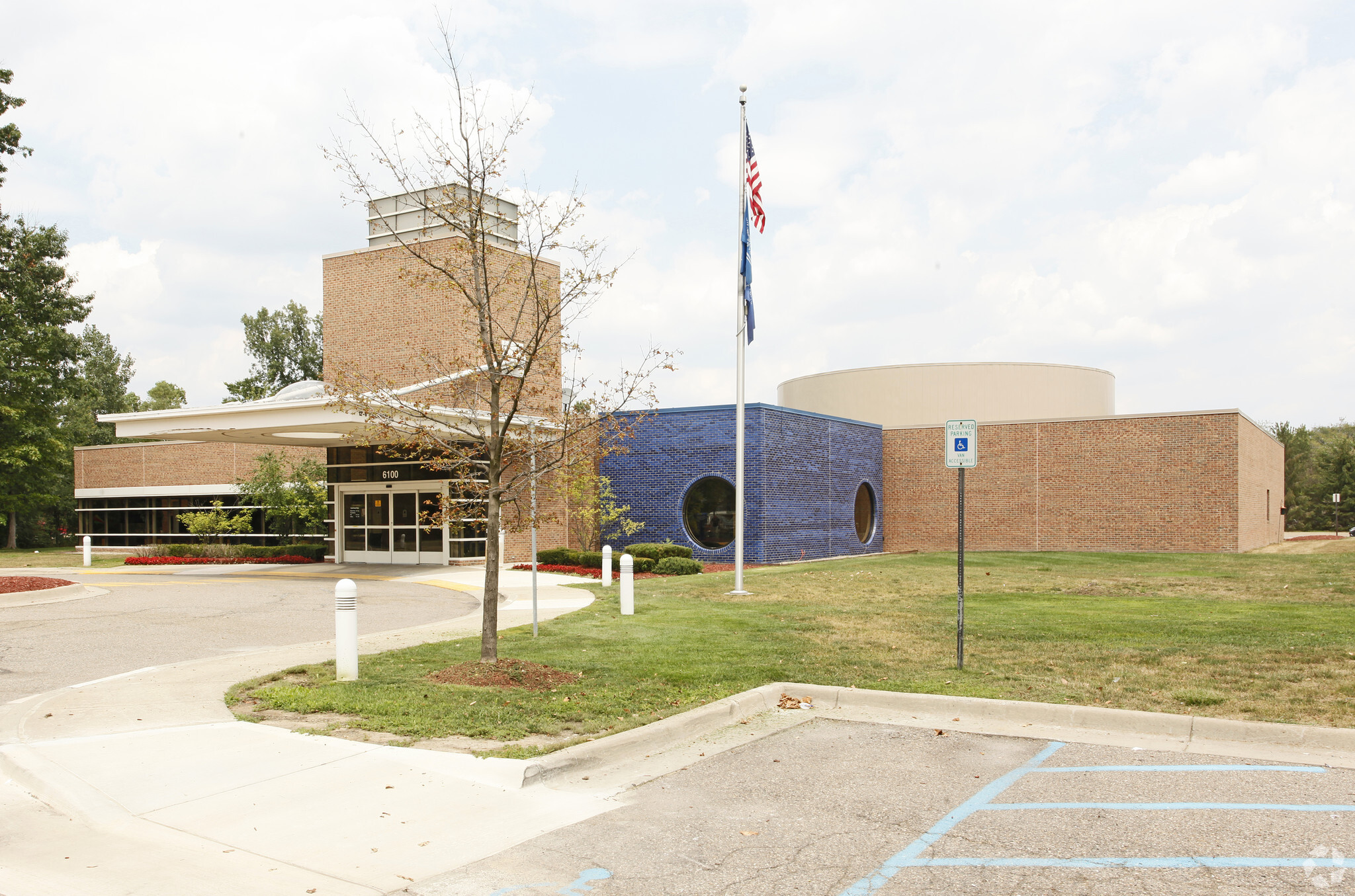 6100 N Haggerty Rd, Canton, MI for sale Primary Photo- Image 1 of 3