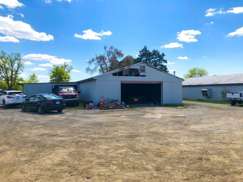13010 Five Point Rd, Perrysburg, OH à vendre - Photo du bâtiment - Image 3 de 14
