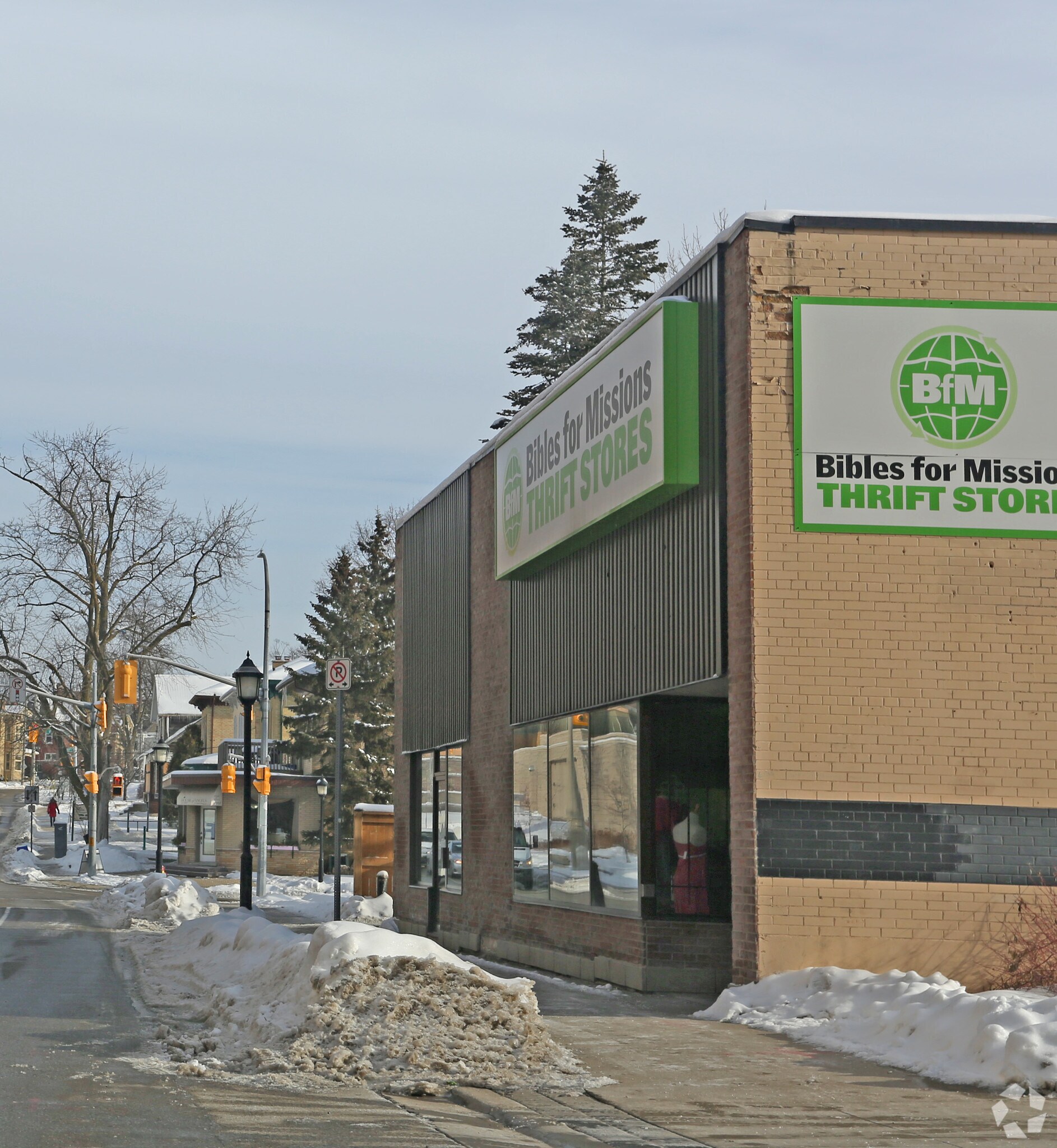 27 Scott St, Kitchener, ON for sale Primary Photo- Image 1 of 1