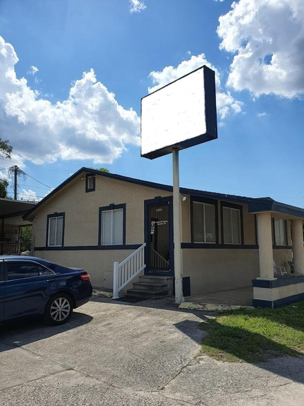 8130 N Orange Blossom Trl, Orlando, FL for sale - Building Photo - Image 2 of 5