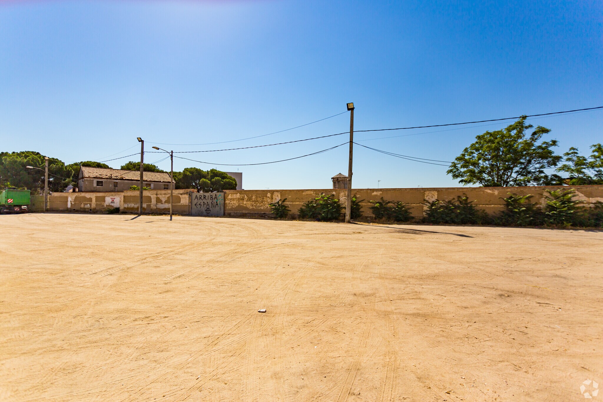 Avenida República Argentina, 43, Moraleja de Enmedio, Madrid for sale Building Photo- Image 1 of 2