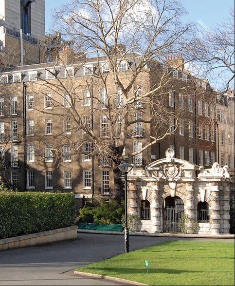 13-14 Buckingham St, Londres à louer - Photo du bâtiment - Image 1 de 7