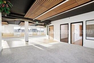 54-56 Avenue Du Général Leclerc, Boulogne-Billancourt for lease Interior Photo- Image 1 of 7