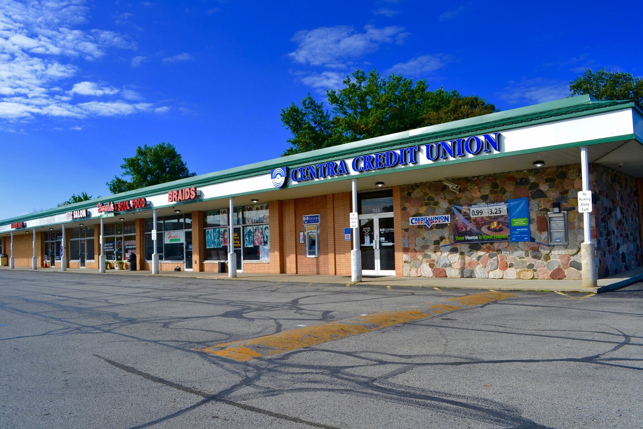 4540-4590 N Shadeland Ave, Indianapolis, IN à vendre Photo du bâtiment- Image 1 de 1