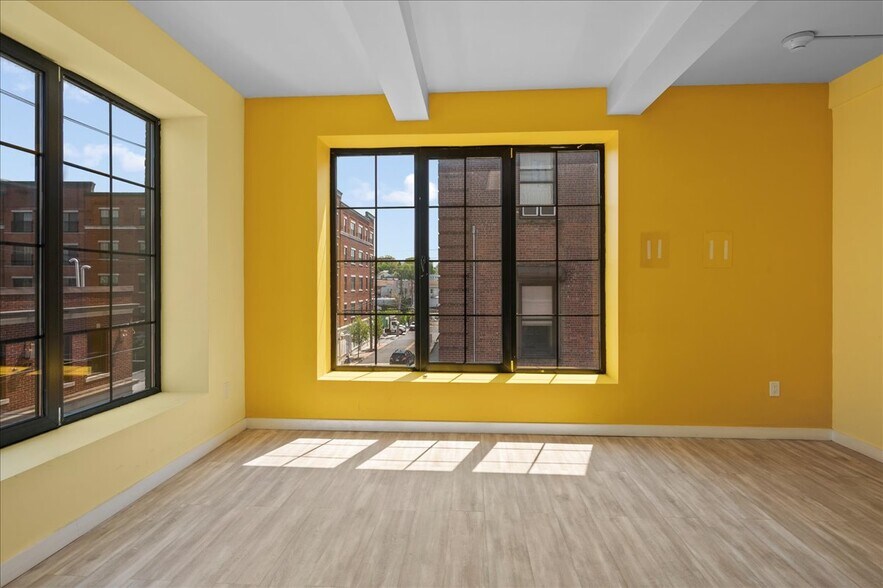 125 N Main St, Port Chester, NY for lease - Building Photo - Image 3 of 11