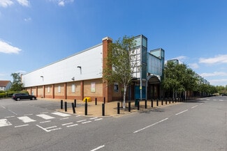 More details for 4-12 Twin Tumps Way, London - Retail for Lease