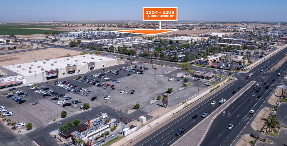 2204-2208 La Brucherie Rd, El Centro, CA for sale - Building Photo - Image 2 of 4