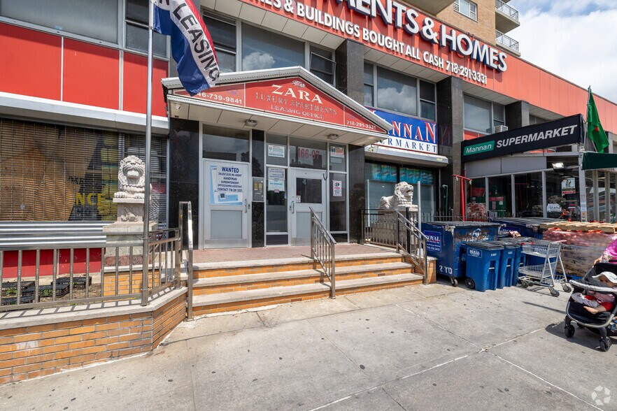 87-50 167th St, Jamaica, NY à louer - Photo du bâtiment - Image 3 de 11