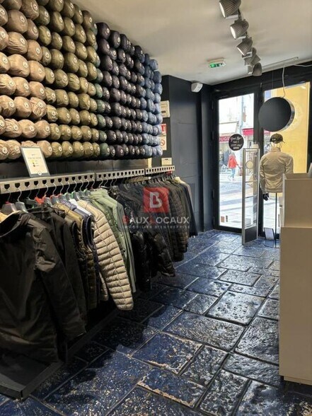 Retail in Avignon for lease - Interior Photo - Image 3 of 5
