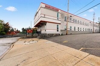 910 Gilpin Ave, Wilmington, DE for sale Interior Photo- Image 2 of 21