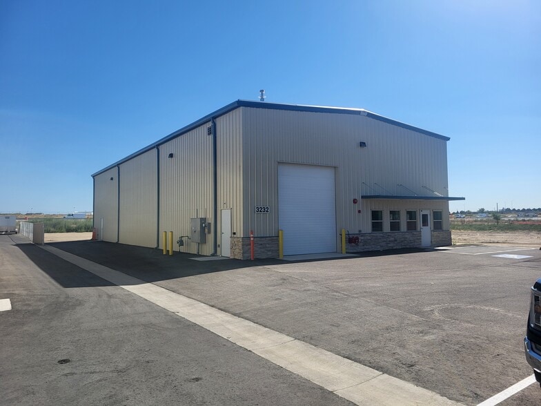 3232 N Black Butte Ct, Nampa, ID for sale - Building Photo - Image 3 of 10