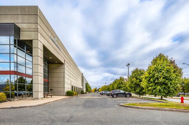 More details for 1600-1660 32e Av, Montréal, QC - Industrial for Lease