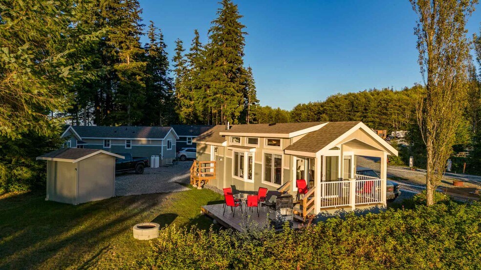 1 Alder Bay Rd, Mt Waddington, BC à vendre - Photo du bâtiment - Image 3 de 12