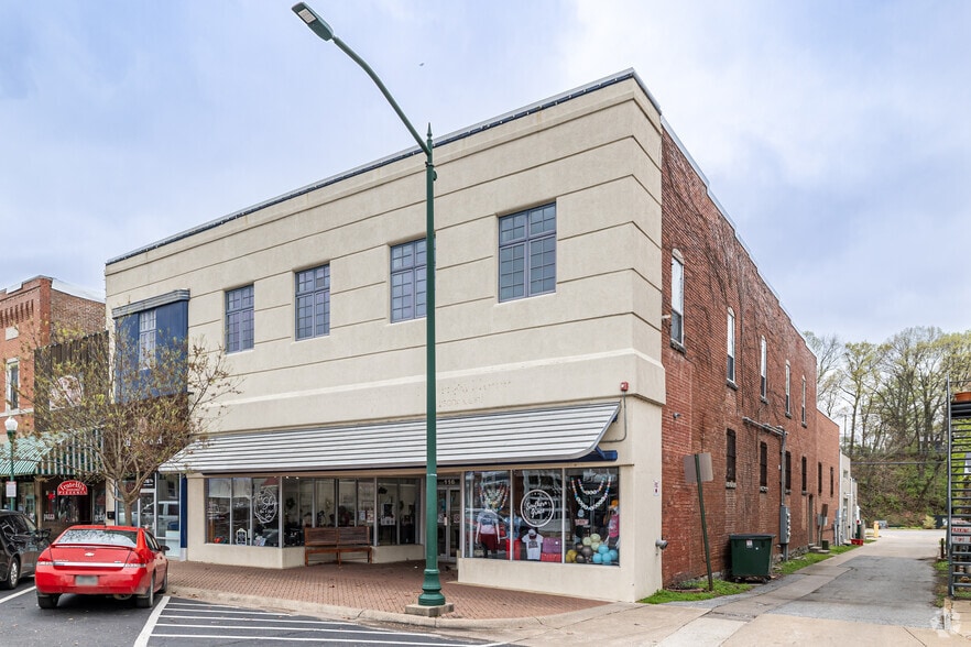 116 S Broadway St, Siloam Springs, AR for lease - Building Photo - Image 3 of 11
