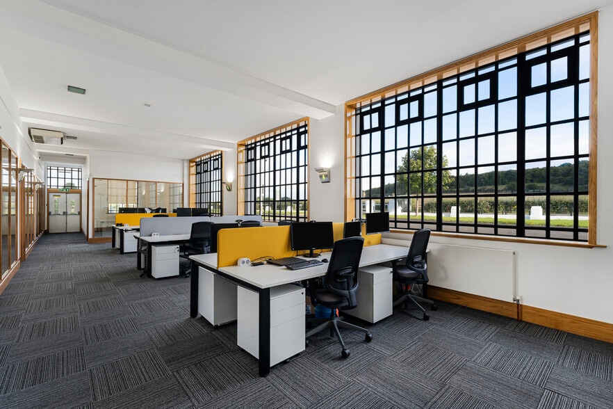 Greenock Rd, Inchinnan for lease - Building Photo - Image 3 of 10