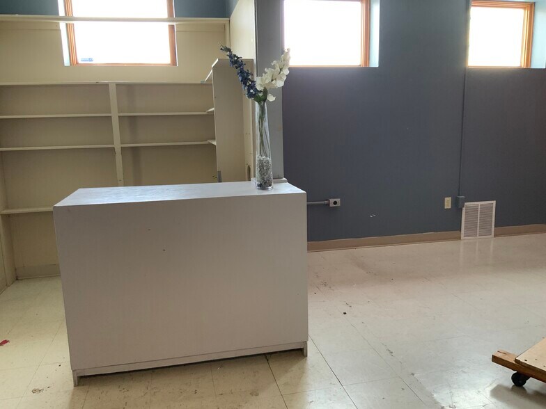 1935 Q St, Lincoln, NE à vendre - Photo du bâtiment - Image 3 de 61