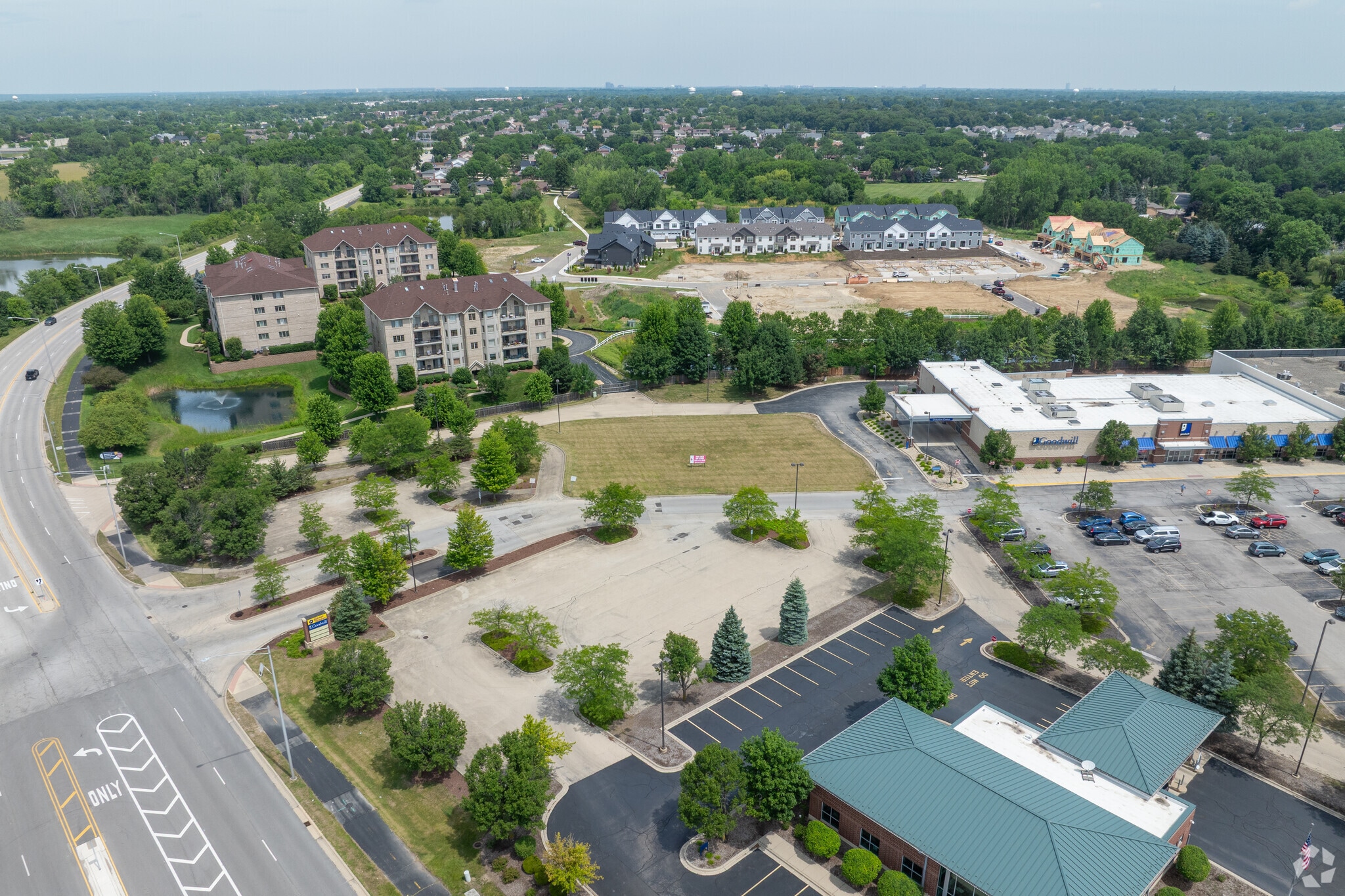 NEC E Boughton Rd, Woodridge, IL for sale Primary Photo- Image 1 of 7