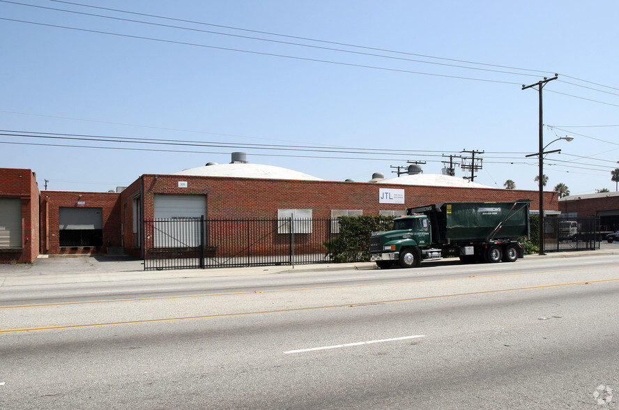 351 W Redondo Beach Blvd, Gardena, CA for sale - Primary Photo - Image 1 of 1