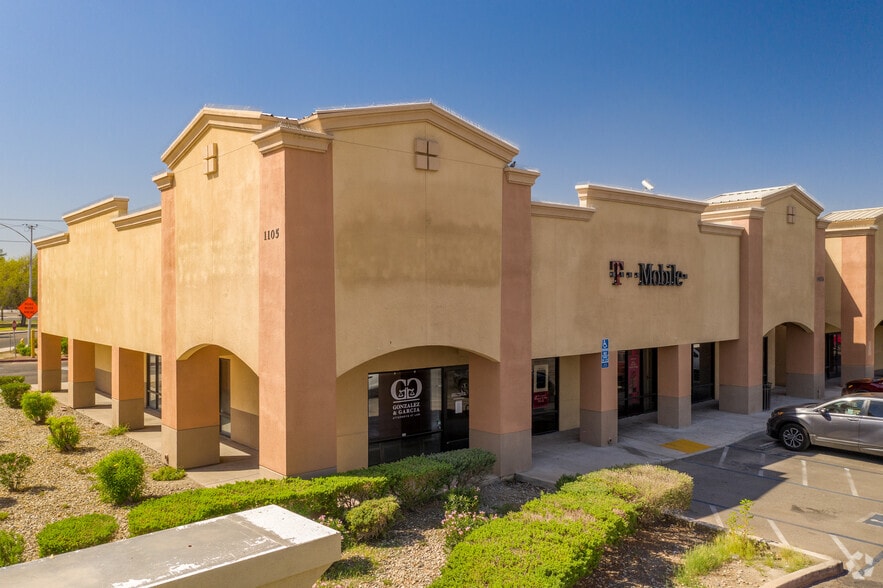 1407 Imperial Ave W, Calexico, CA à louer - Photo du bâtiment - Image 3 de 20