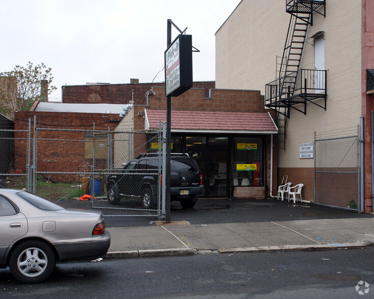 329-331 Mulberry St, Newark, NJ for sale - Primary Photo - Image 1 of 1